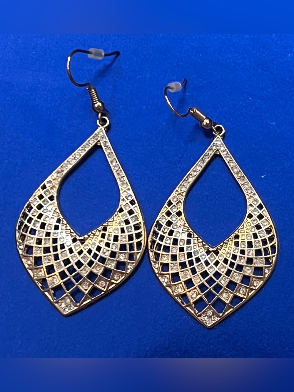 Gold Filigree Teardrop Dangle Earrings - Elegant Women's Jewelry